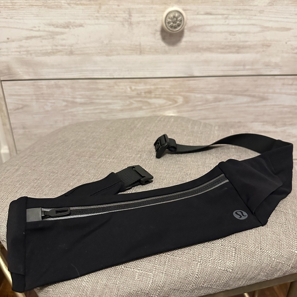lululemon athletica Black Fast & Free Running Belt XS/S